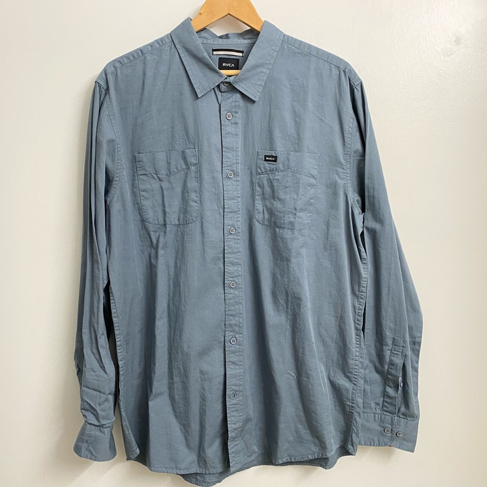 RVCA REGULAR FIT BUTTON DOWN SHIRT